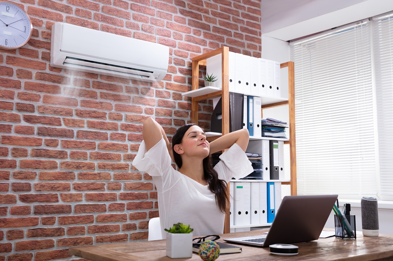 W jaki sposób poprawić wydajność klimatyzacji w swojej firmie?