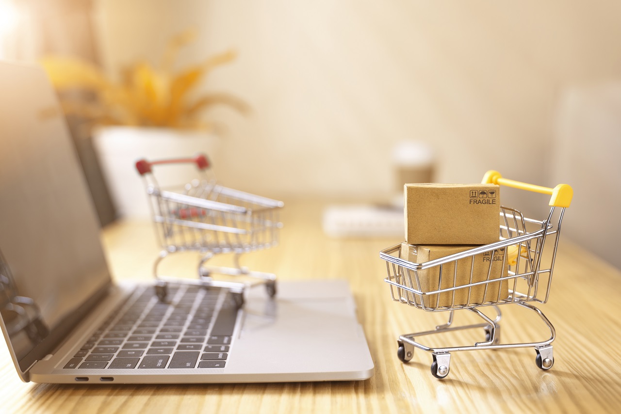 Platforma e-commerce – jakie przynosi korzyści?